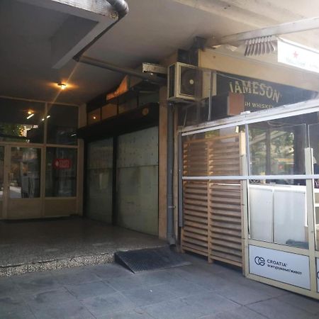 Brick Apartment On Macedonia Pedestrian Street Üsküp Dış mekan fotoğraf